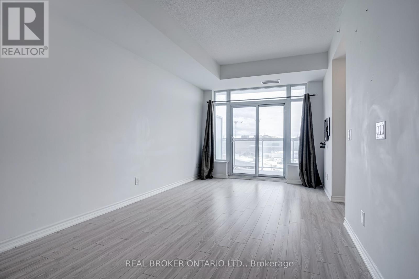 618 - 8323 Kennedy Road, Markham (Village Green-South Unionville), Ontario  L3R 5W7 - Photo 9 - N12879730