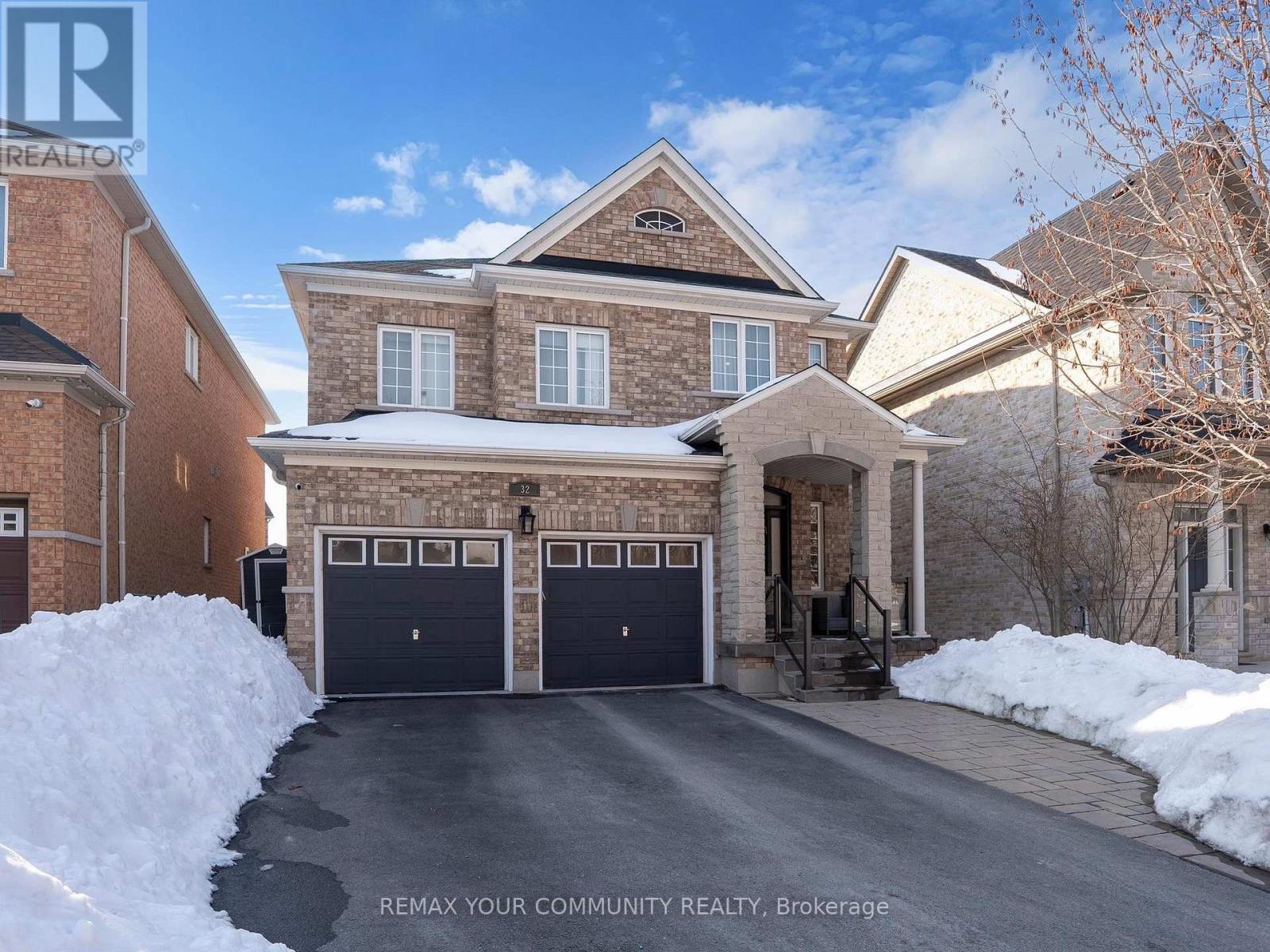 32 D'EVA DRIVE, Vaughan, Ontario