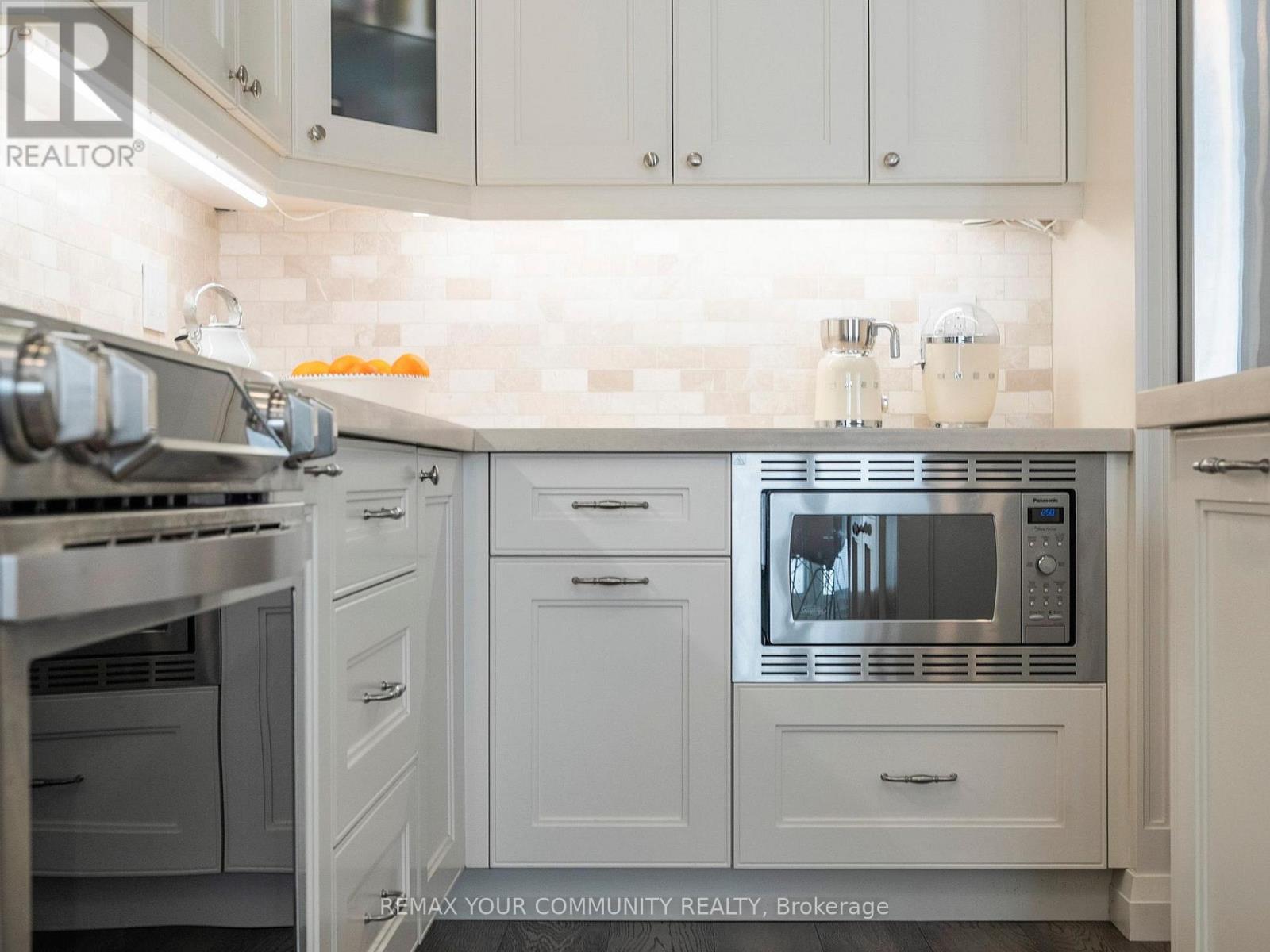 32 D'eva Drive, Vaughan, Ontario  L4J 0G1 - Photo 14 - N12879762