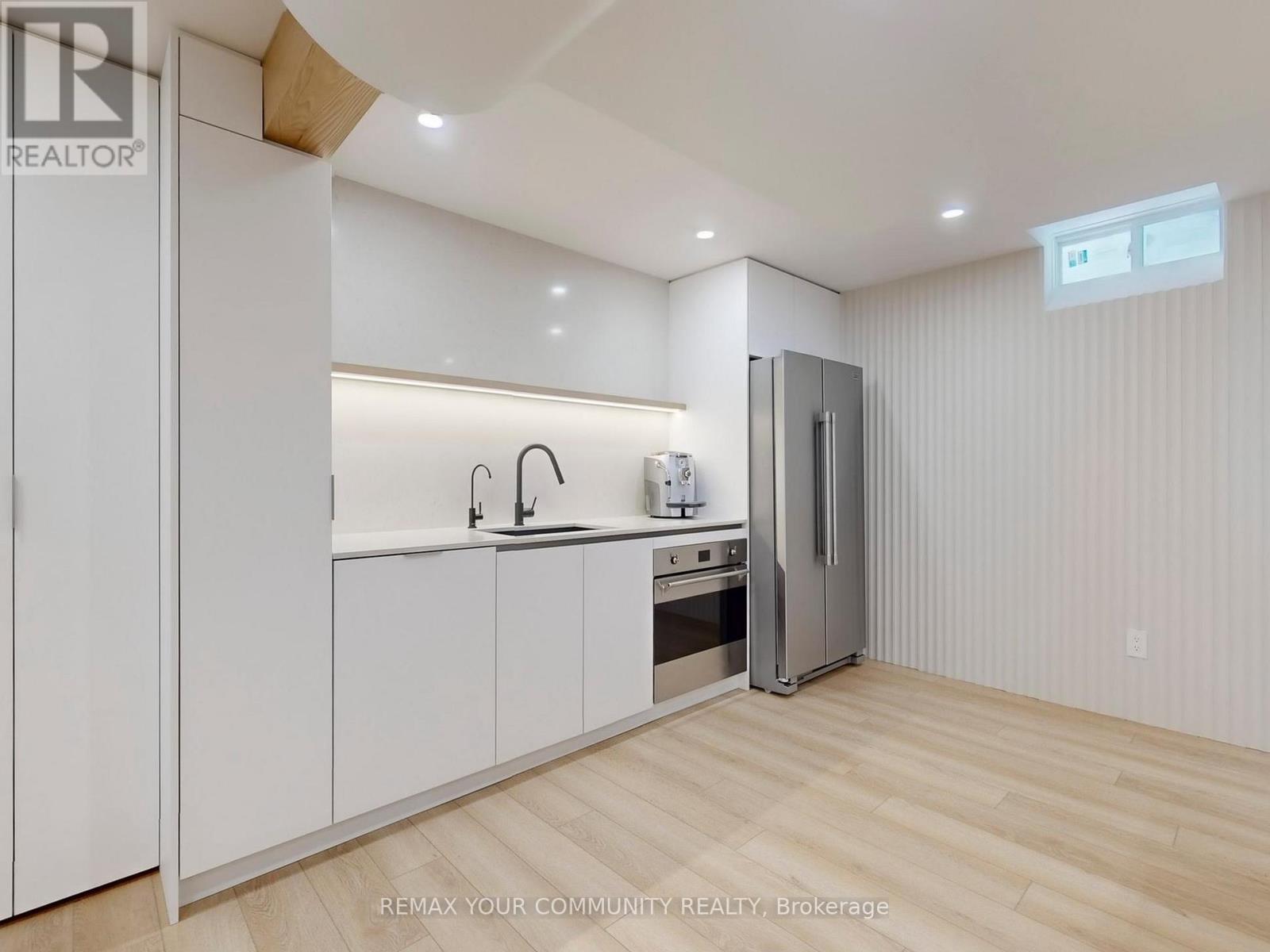 32 D'eva Drive, Vaughan, Ontario  L4J 0G1 - Photo 41 - N12879762