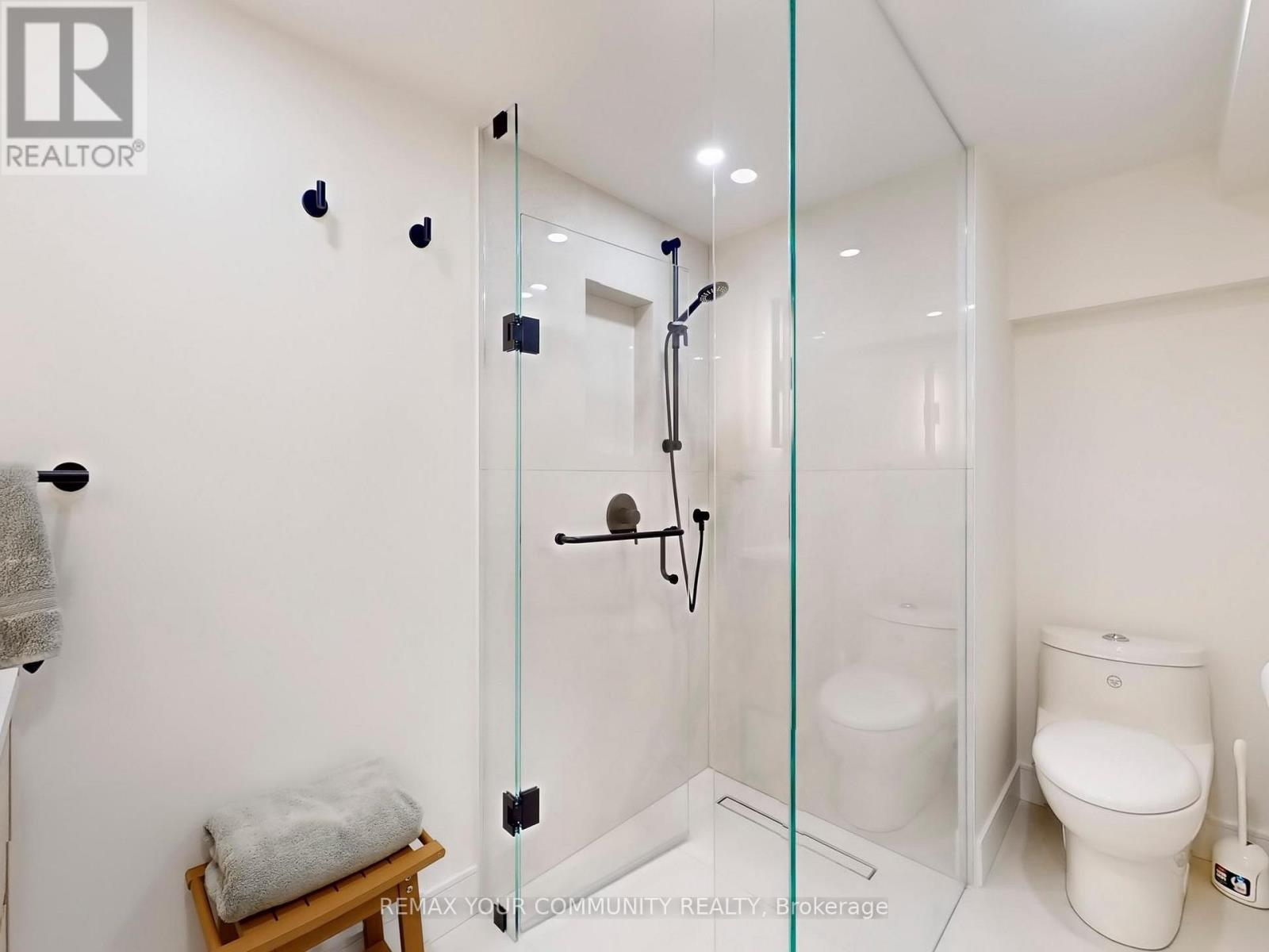 32 D'eva Drive, Vaughan, Ontario  L4J 0G1 - Photo 46 - N12879762