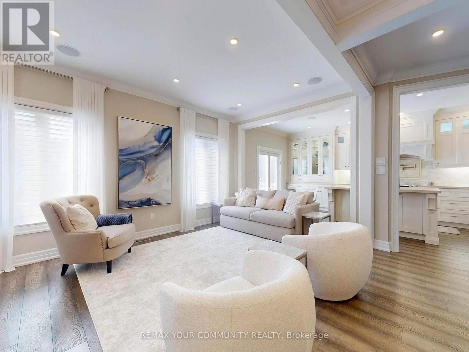 32 D'eva Drive, Vaughan, Ontario  L4J 0G1 - Photo 7 - N12879762