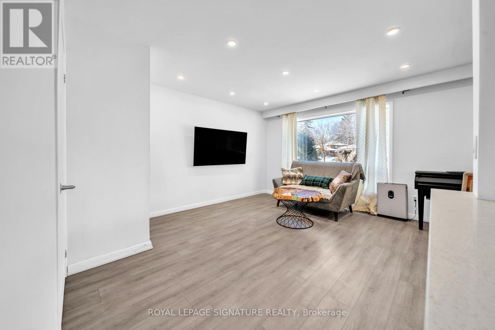 21 Huron Court, Aurora, Ontario  L4G 2X7 - Photo 18 - N12879774