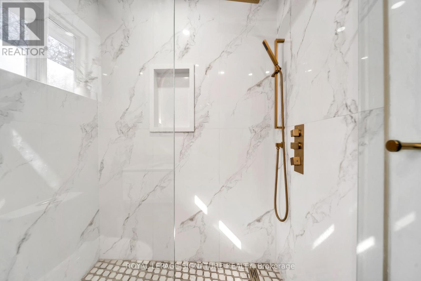 21 Huron Court, Aurora, Ontario  L4G 2X7 - Photo 22 - N12879774