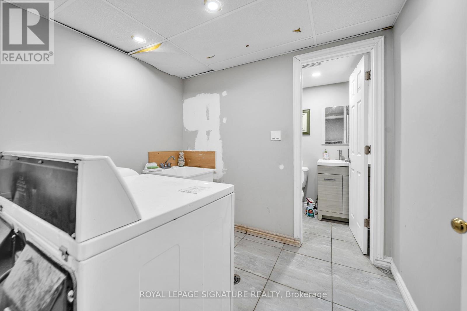 21 Huron Court, Aurora, Ontario  L4G 2X7 - Photo 31 - N12879774