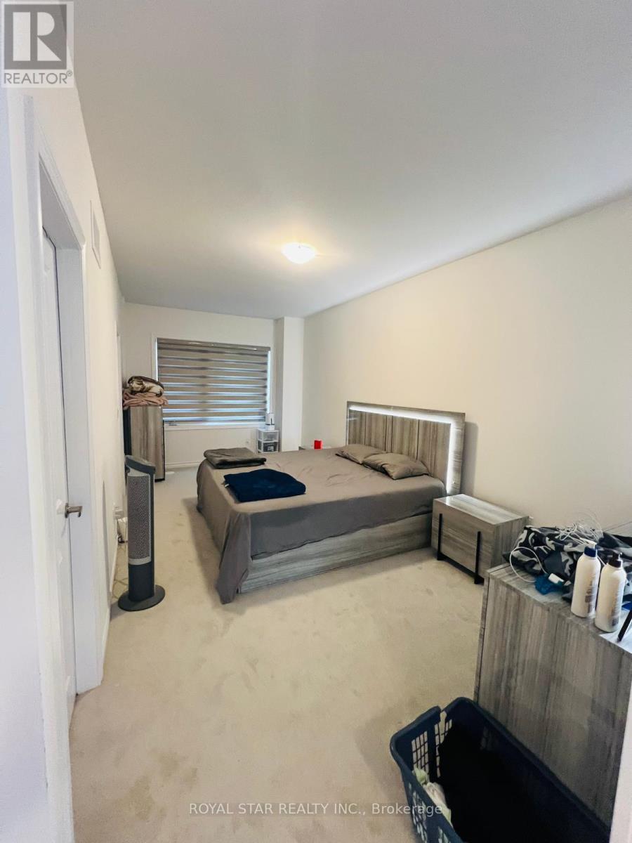 73 Inverary Crescent, Vaughan, Ontario  L4H 5G9 - Photo 19 - N12863668