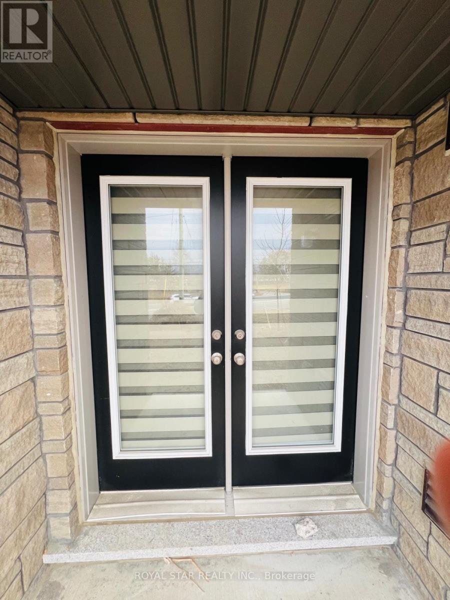 73 Inverary Crescent, Vaughan, Ontario  L4H 5G9 - Photo 22 - N12863668