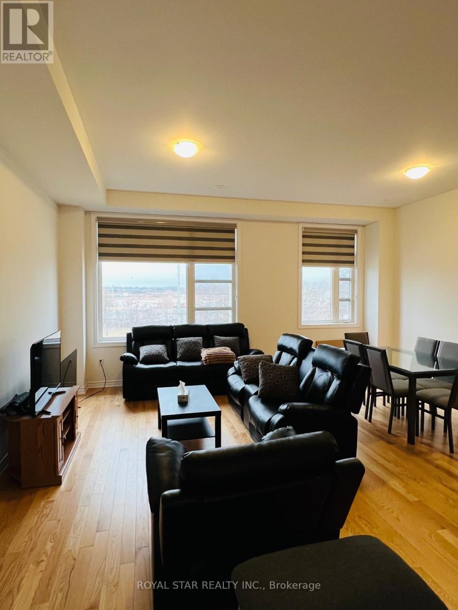 73 Inverary Crescent, Vaughan, Ontario  L4H 5G9 - Photo 7 - N12863668