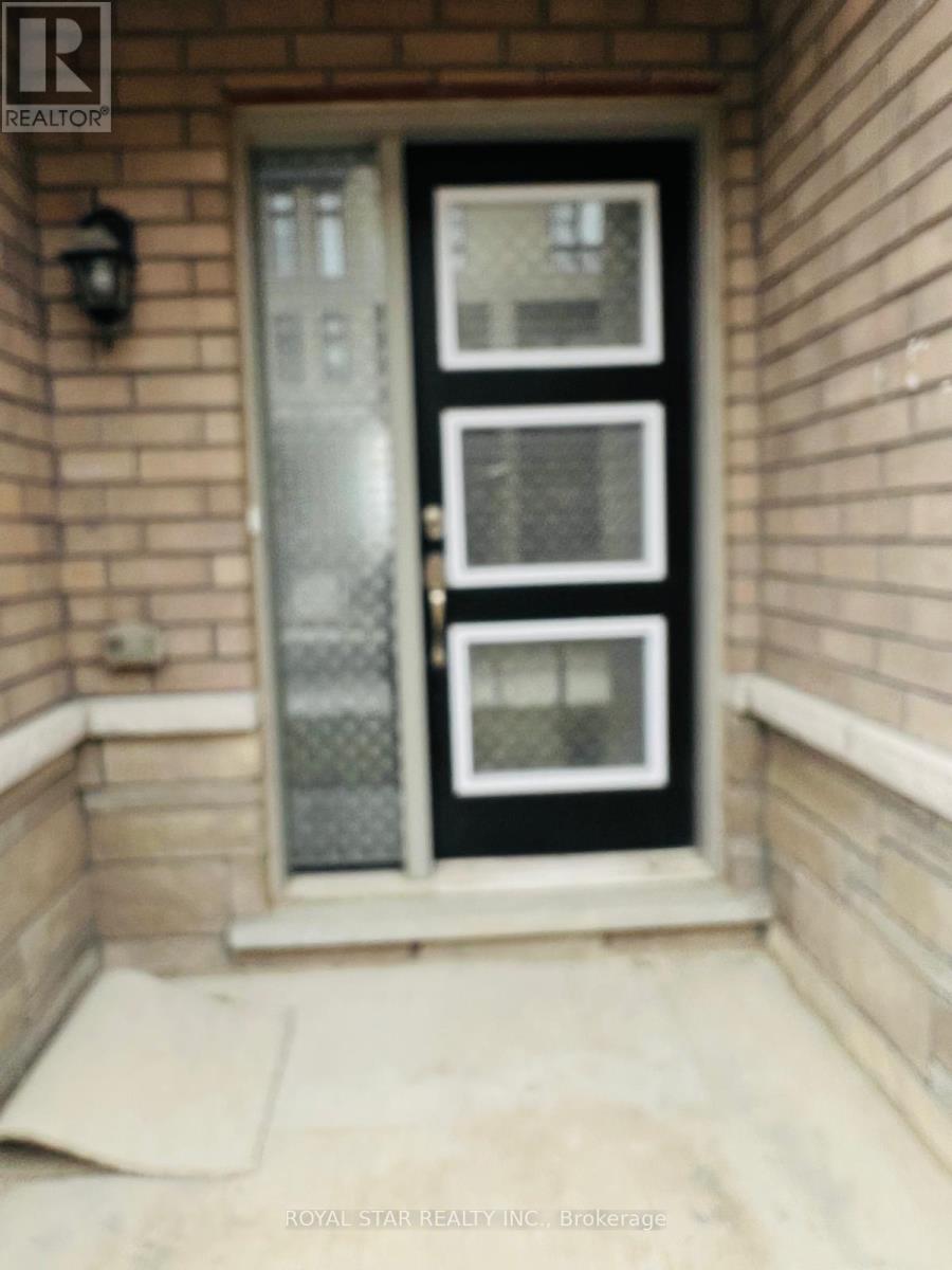 73 Inverary Crescent, Vaughan, Ontario  L4H 5G9 - Photo 3 - N12863668