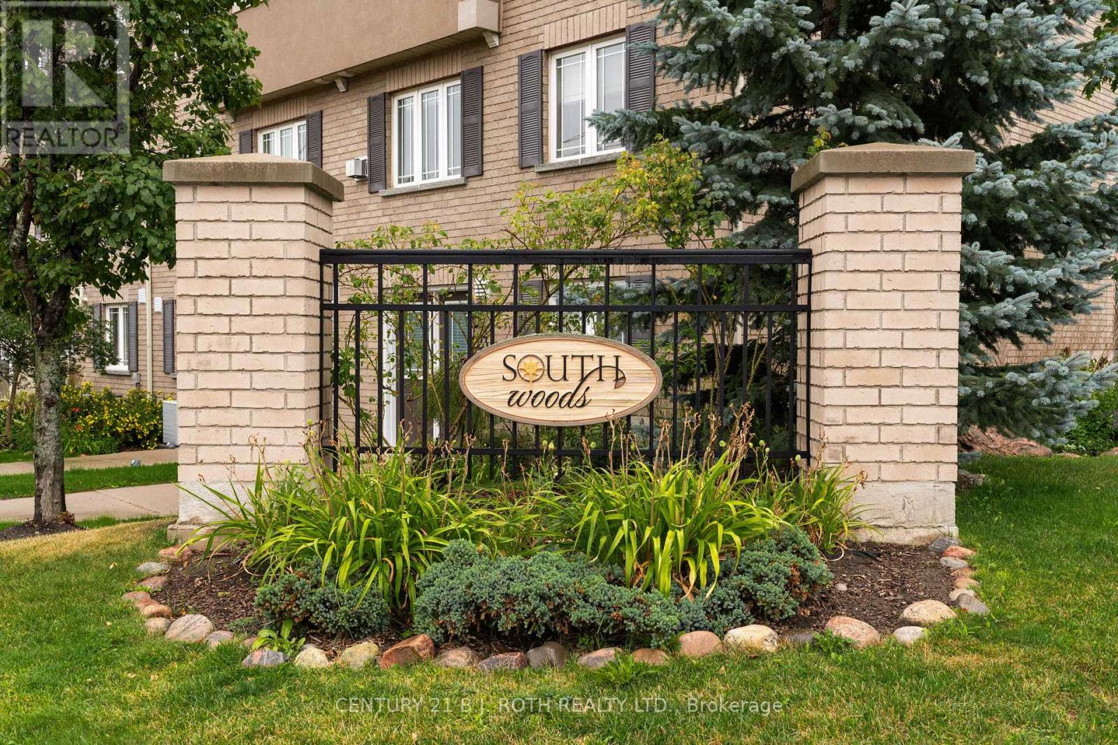 221 Harvie Road, Barrie (Holly), Ontario  L4N 9P8 - Photo 2 - S12879610