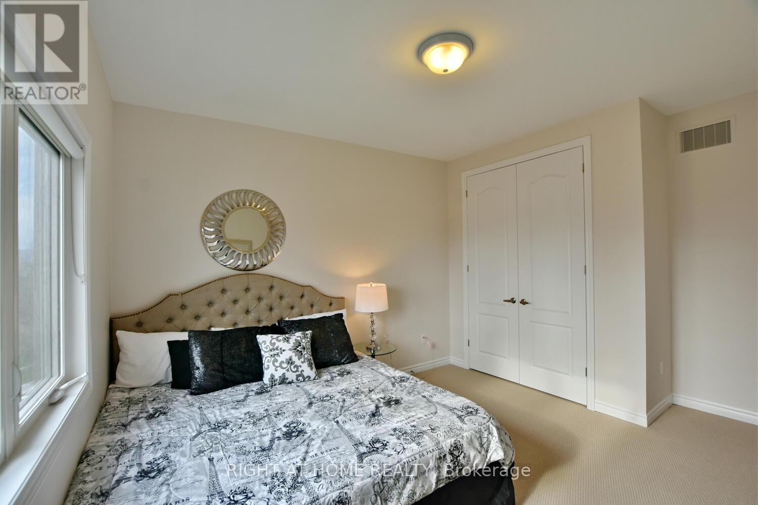 94 Kirby Avenue, Collingwood, Ontario  L9Y 4B6 - Photo 17 - S12879748