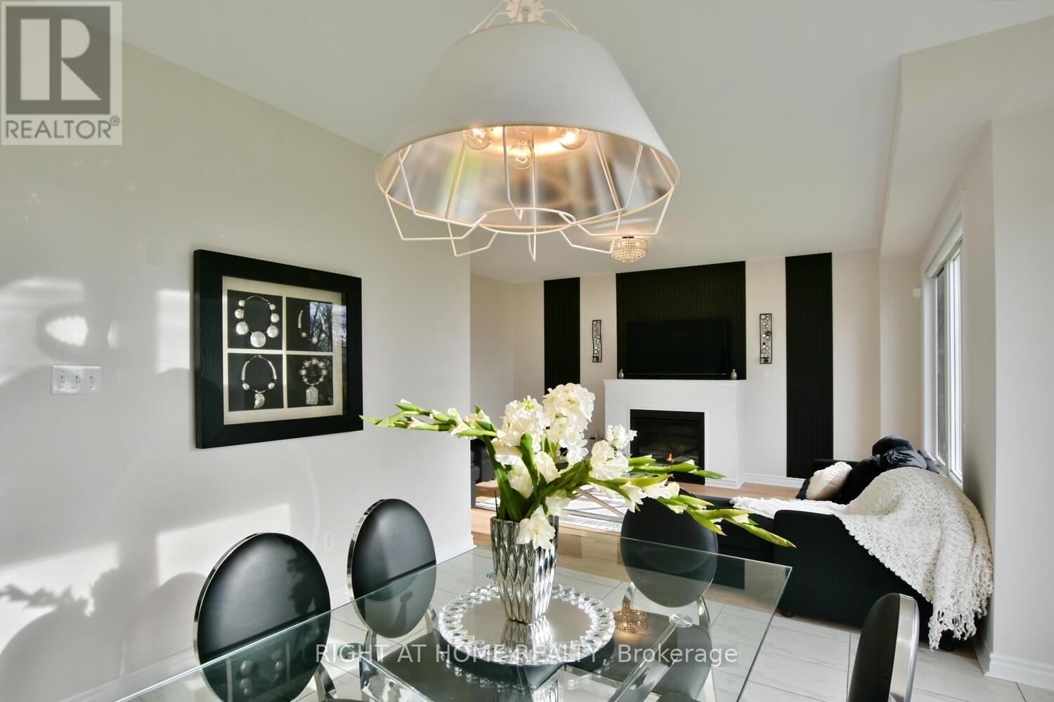 94 Kirby Avenue, Collingwood, Ontario  L9Y 4B6 - Photo 9 - S12879748