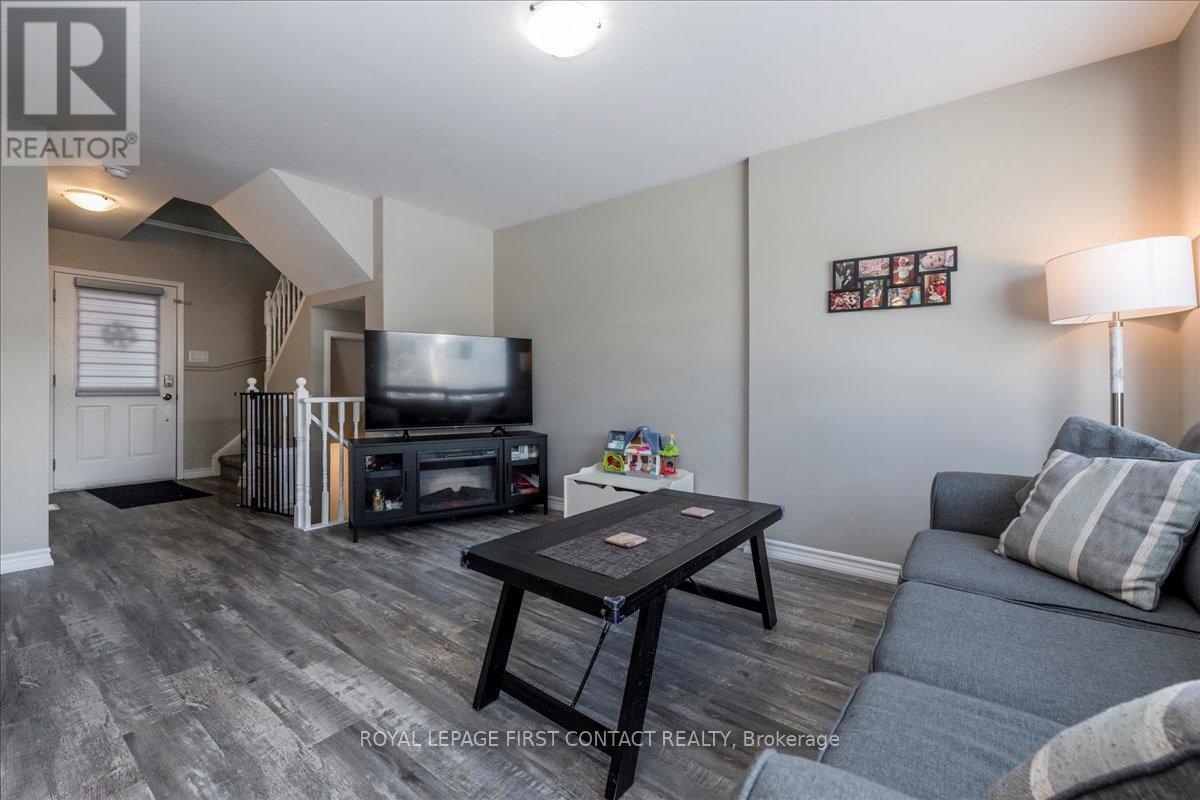 193 Pickett Crescent, Barrie, Ontario  L4N 8C2 - Photo 4 - S12879760