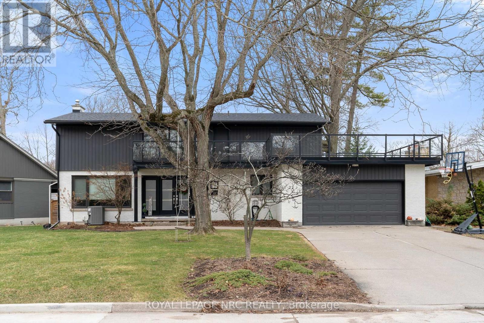 22 Briarfield Crescent, St. Catharines, Ontario  L2T 3T5 - Photo 2 - X12737654