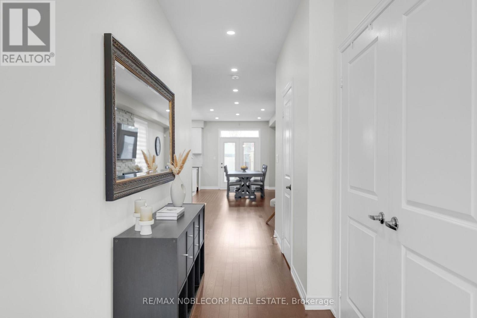 40 Morra Avenue, Caledon (Bolton East), Ontario  L7E 4K5 - Photo 6 - W12878636