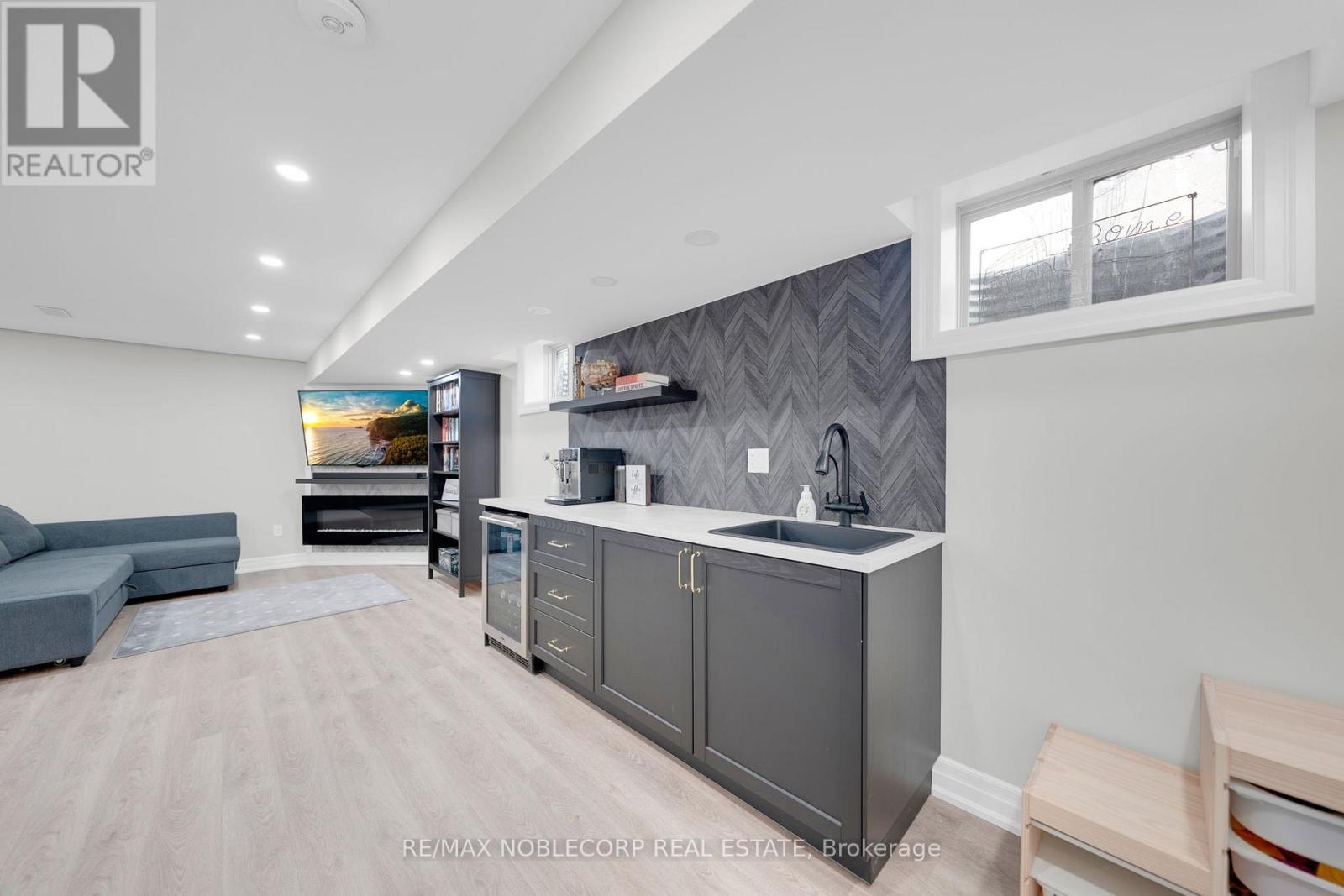 40 Morra Avenue, Caledon (Bolton East), Ontario  L7E 4K5 - Photo 37 - W12878636