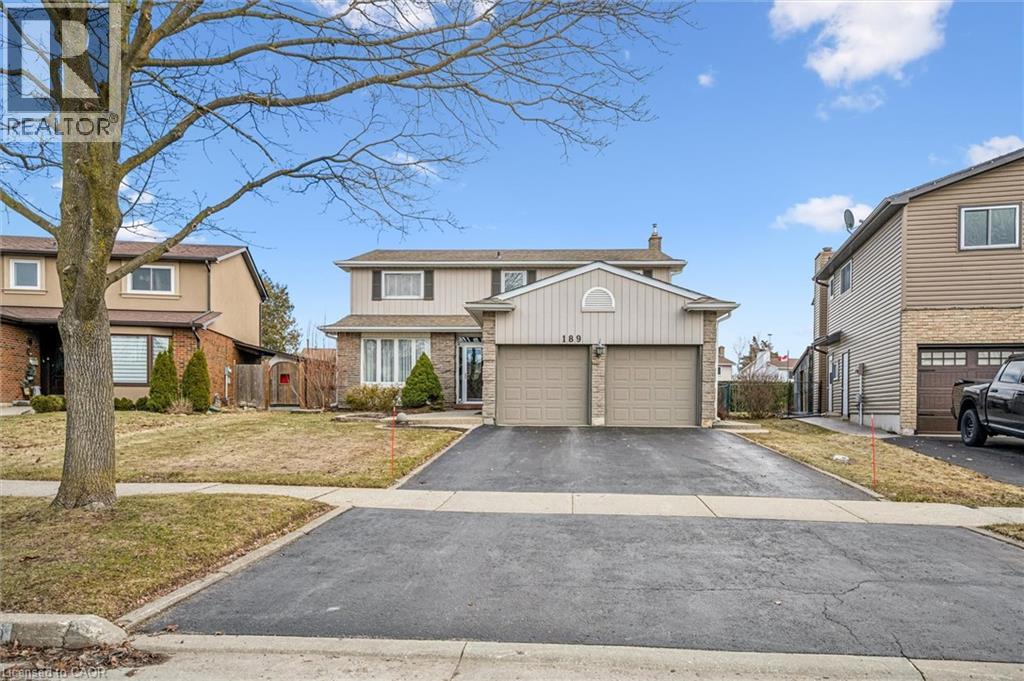 189 WINDING Way, Kitchener, Ontario