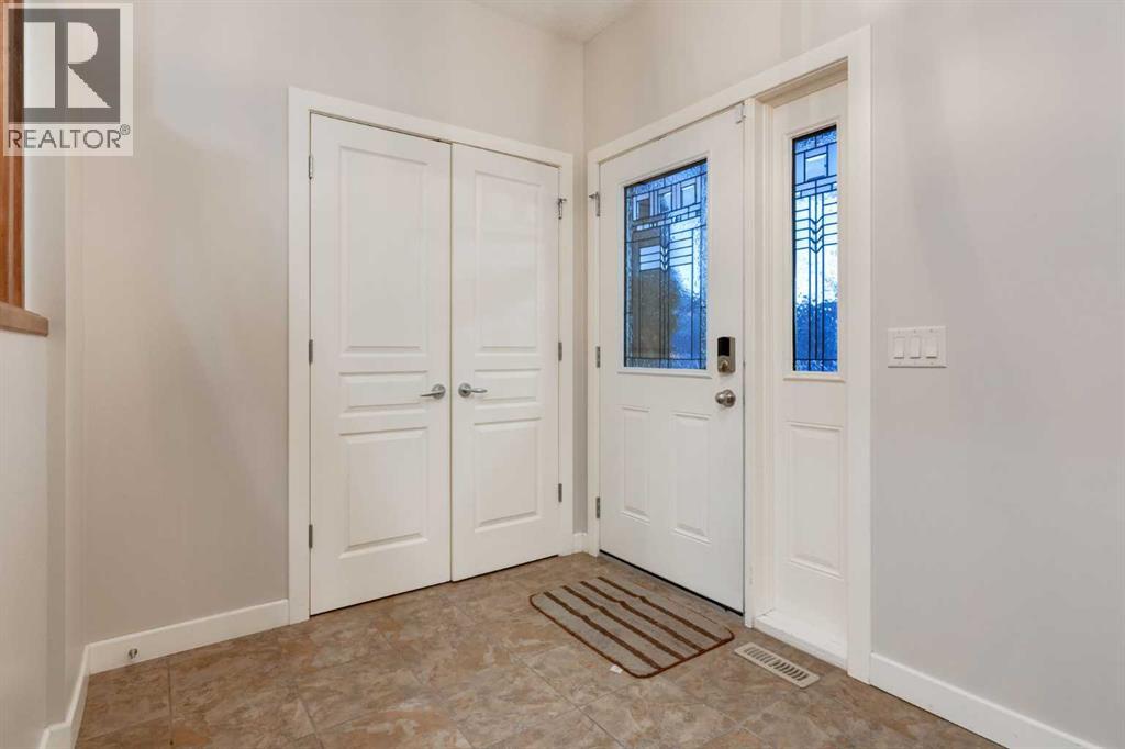 1760 Luxstone Drive Sw, Airdrie, Alberta  T4B 0H4 - Photo 2 - A2282058