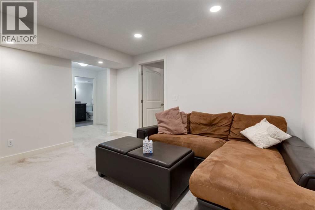 1760 Luxstone Drive Sw, Airdrie, Alberta  T4B 0H4 - Photo 38 - A2282058