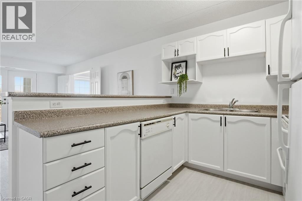 1431 Walkers Line Unit# 309, Burlington, Ontario  L7M 4P3 - Photo 6 - 40807575