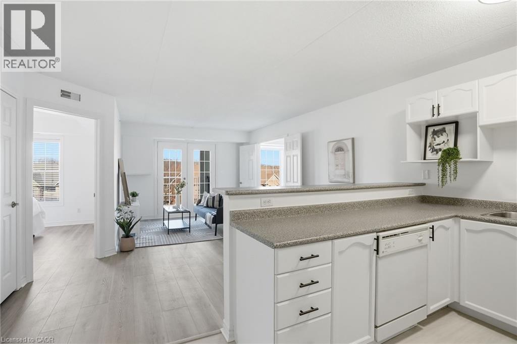 1431 Walkers Line Unit# 309, Burlington, Ontario  L7M 4P3 - Photo 2 - 40807575