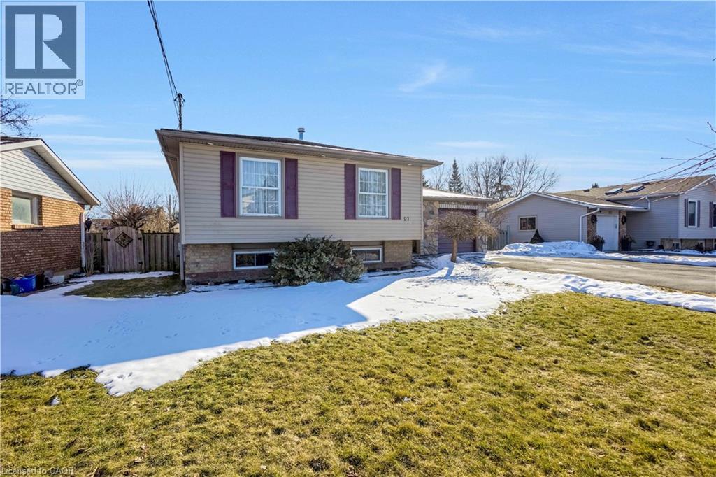97 Kinross Street, Caledonia, Ontario  N3W 1J9 - Photo 3 - 40809654