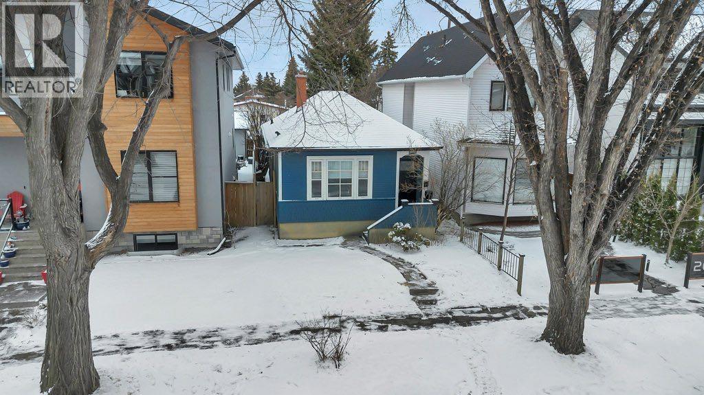 2612 26a Street Sw, Calgary, Alberta  T3E 2C7 - Photo 8 - A2291702