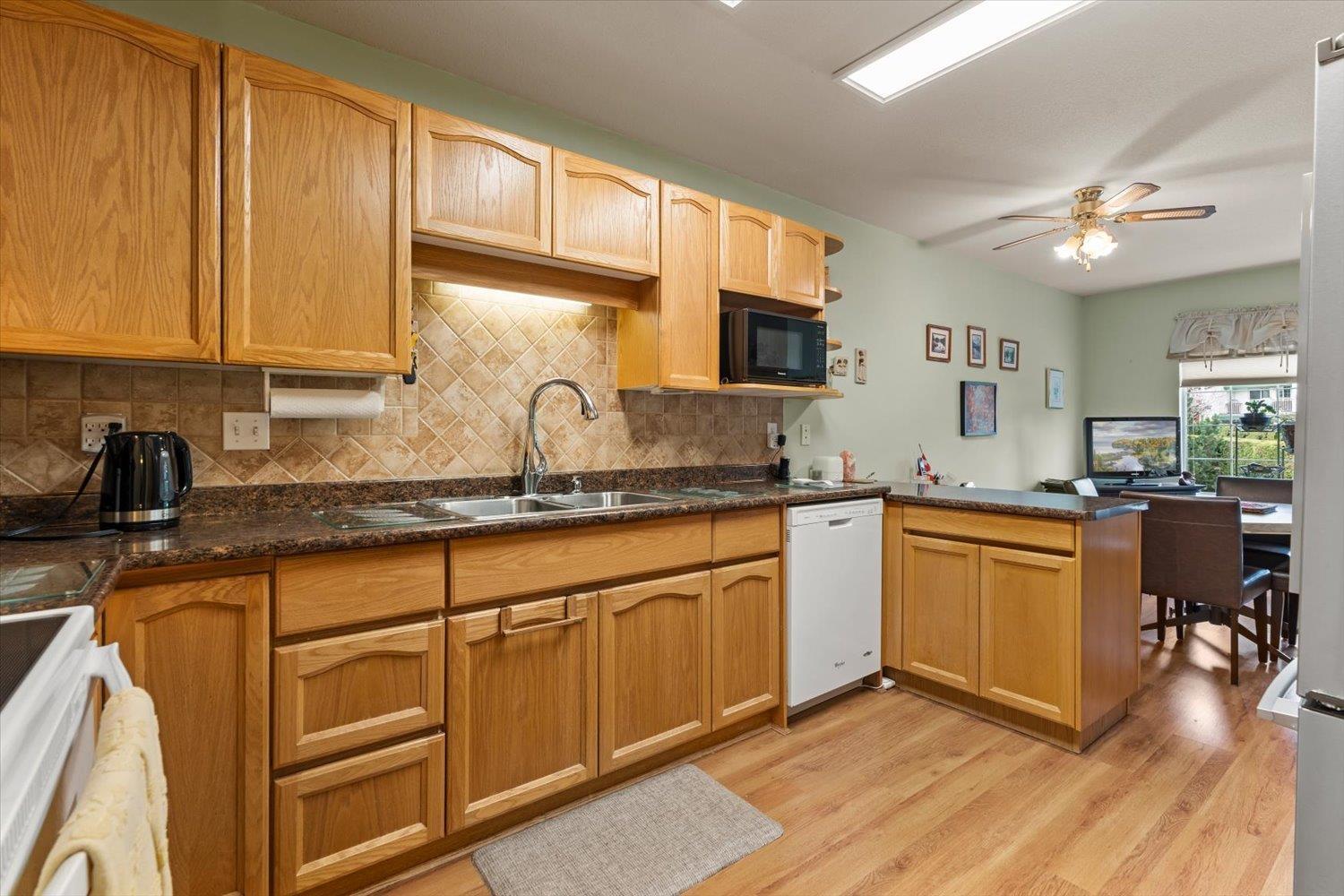 54 3110 Trafalgar Street, Abbotsford, British Columbia  V2S 7X7 - Photo 16 - R3099256