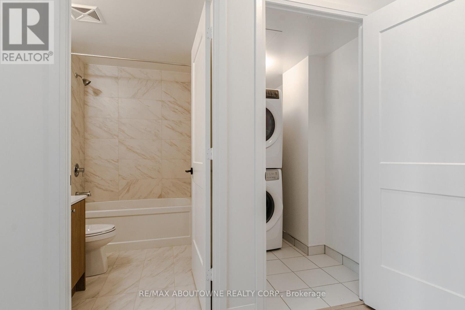 814 - 50 George Butchart Drive, Toronto (Downsview-Roding-Cfb), Ontario  M3K 0C9 - Photo 21 - W12879518