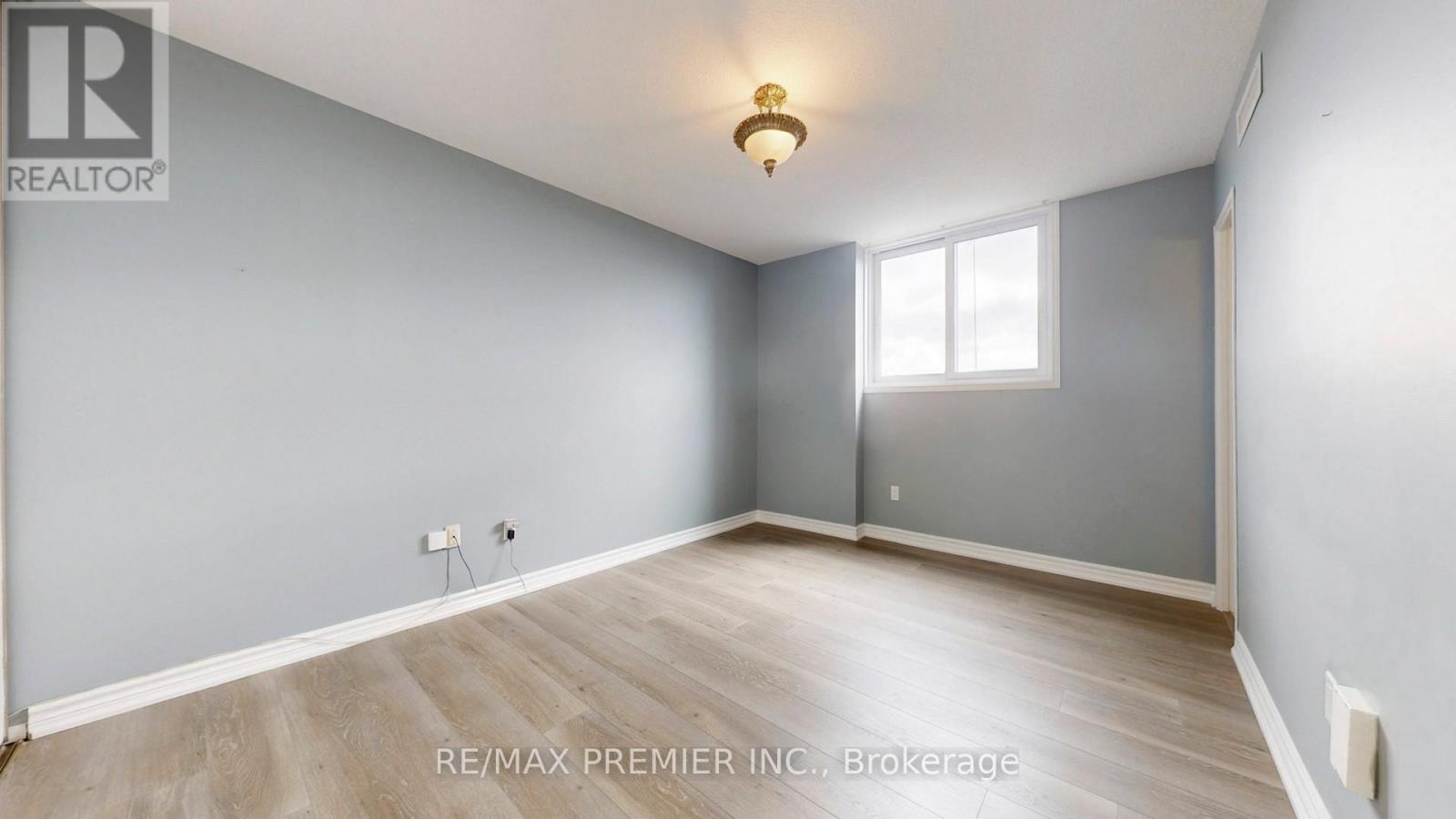 1207 - 812 Burnhamthorpe Road, Toronto, Ontario  M9C 4W1 - Photo 18 - W12879572