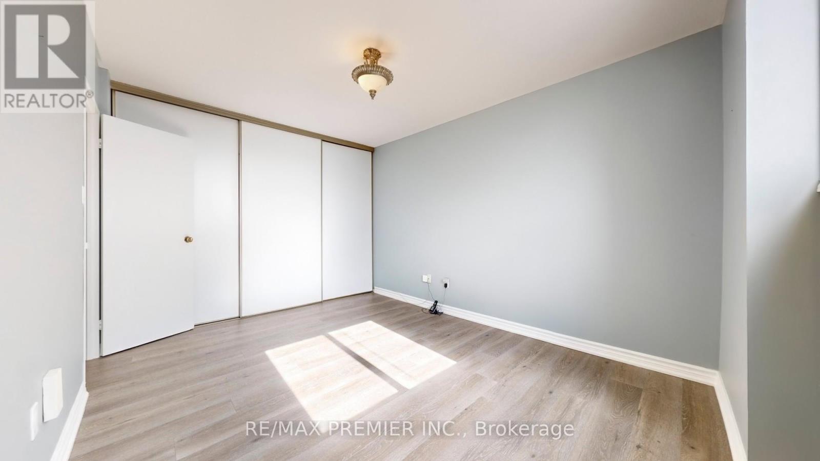 1207 - 812 Burnhamthorpe Road, Toronto, Ontario  M9C 4W1 - Photo 19 - W12879572