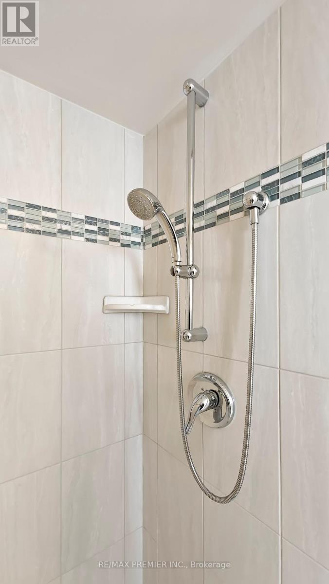 1207 - 812 Burnhamthorpe Road, Toronto, Ontario  M9C 4W1 - Photo 23 - W12879572