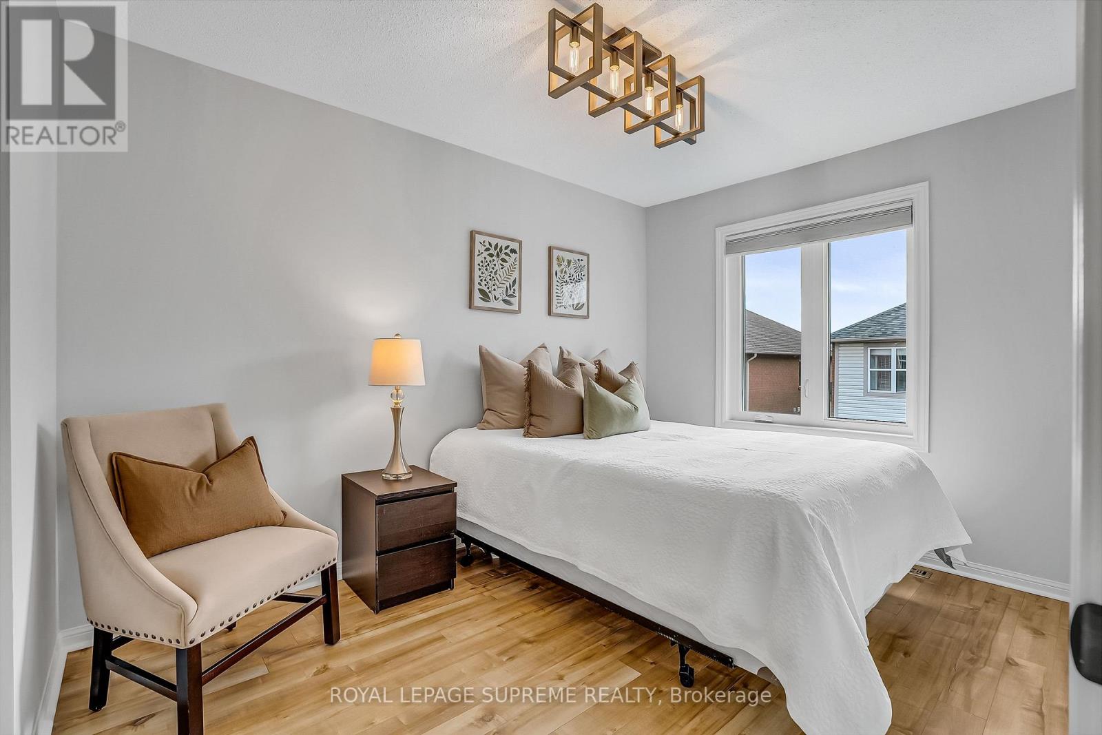 19 Seed House Lane, Halton Hills, Ontario  L7G 6K2 - Photo 35 - W12879592