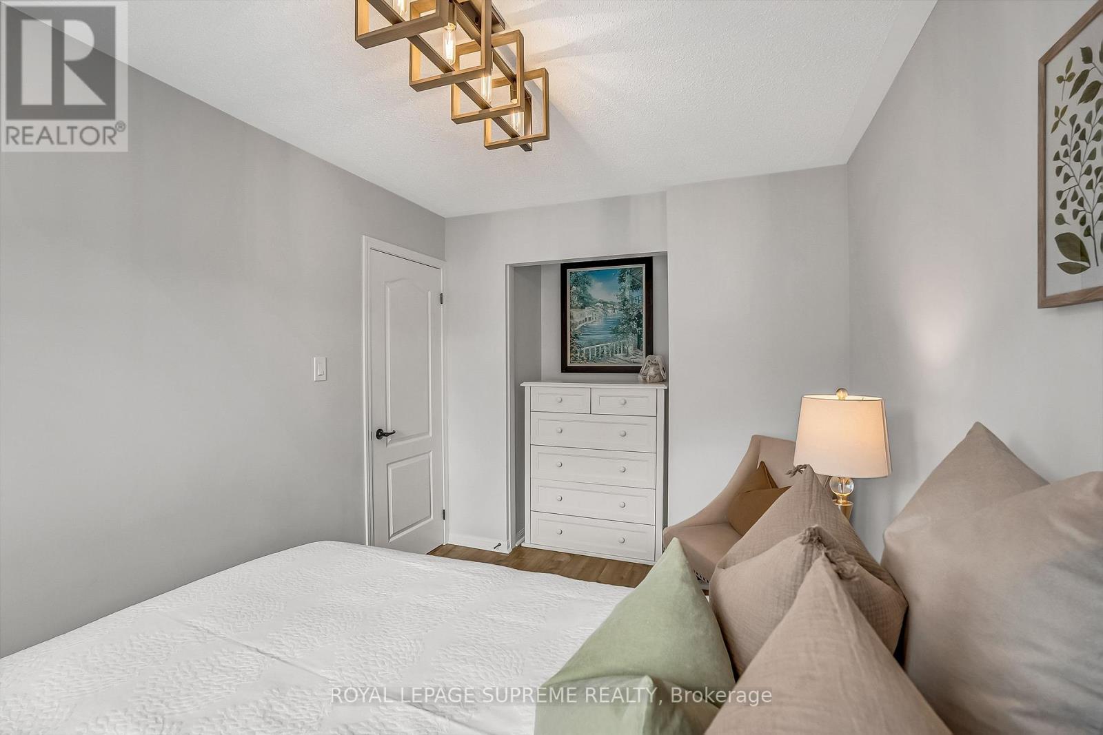 19 Seed House Lane, Halton Hills, Ontario  L7G 6K2 - Photo 38 - W12879592