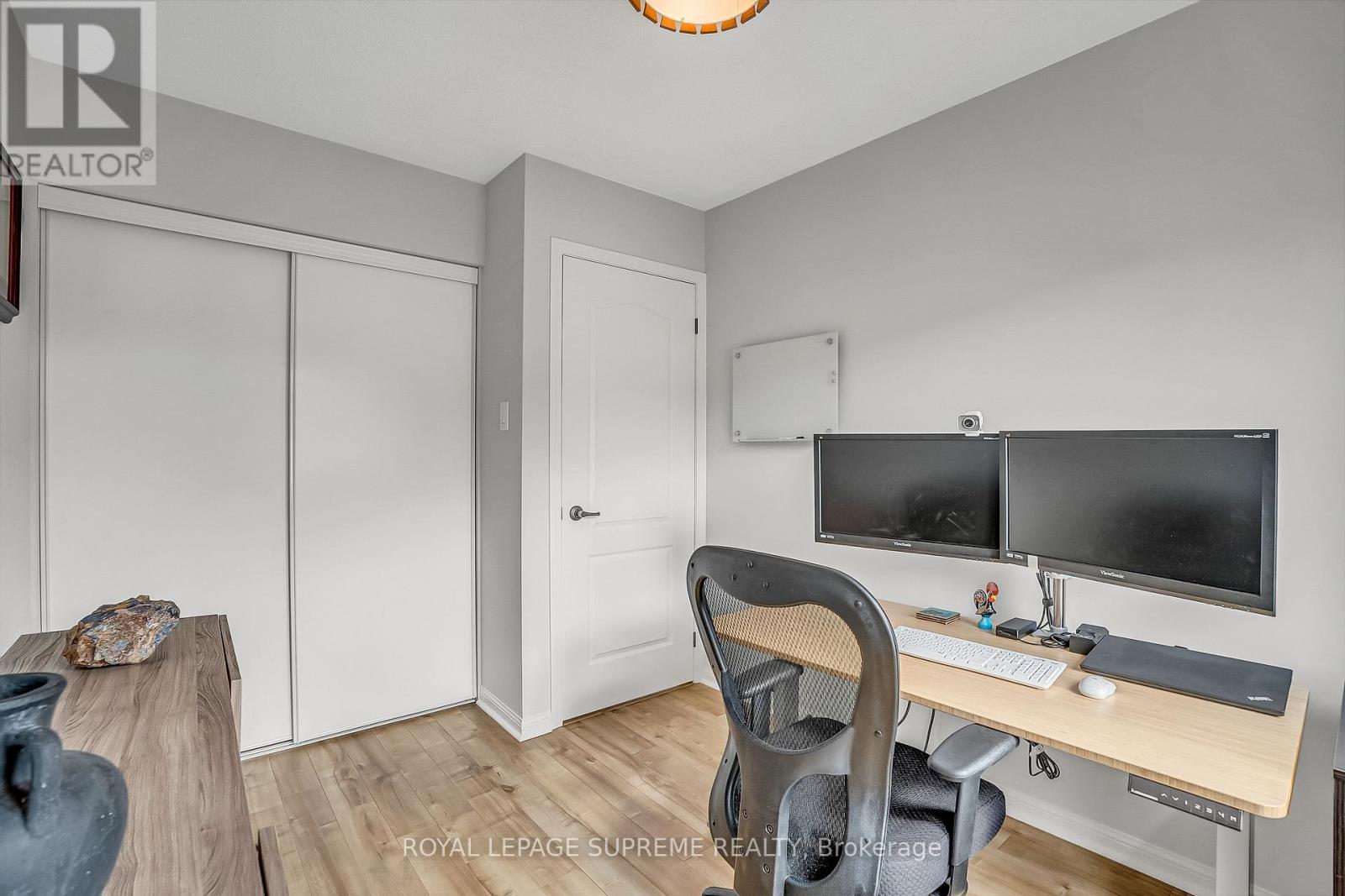 19 Seed House Lane, Halton Hills, Ontario  L7G 6K2 - Photo 41 - W12879592