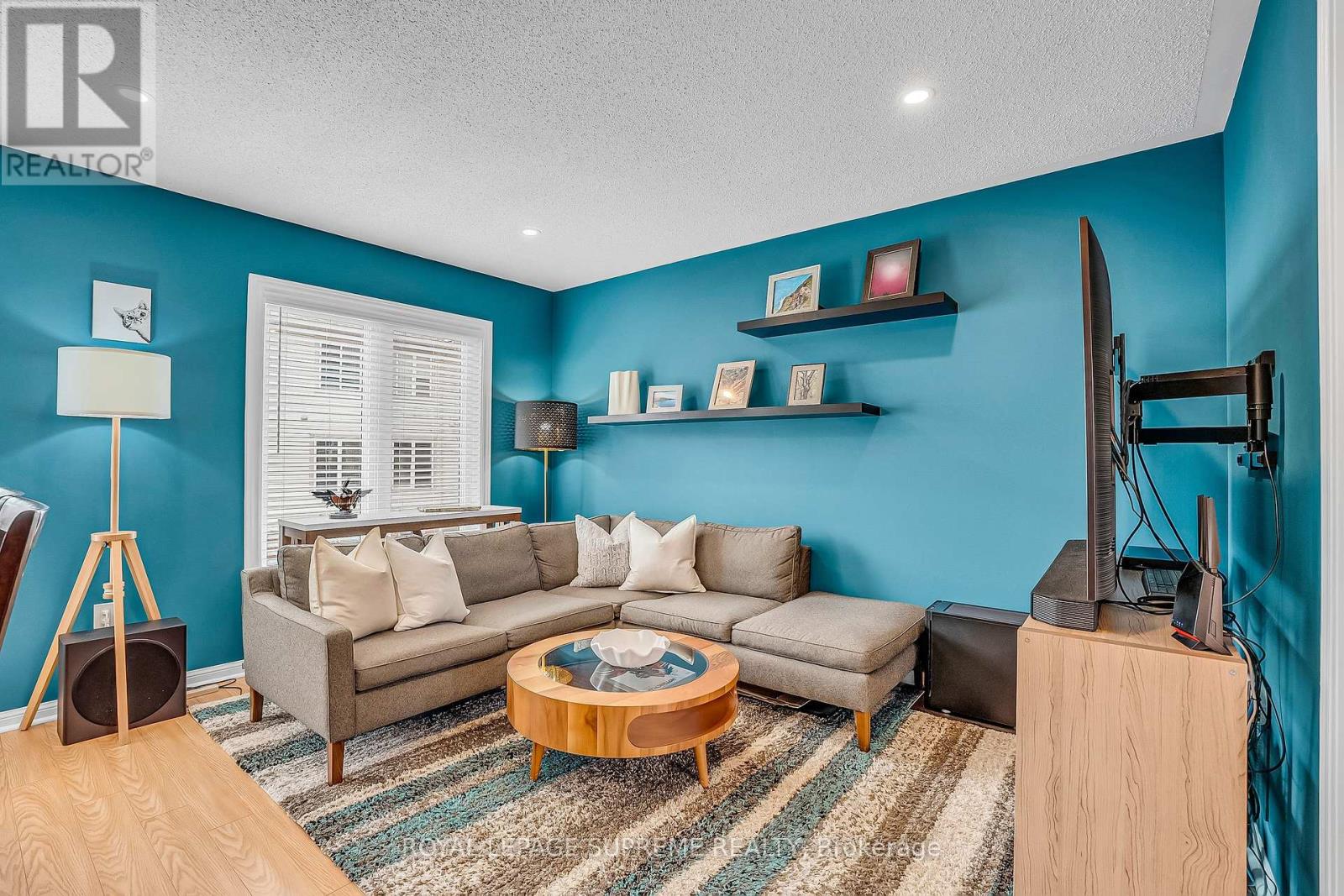 19 Seed House Lane, Halton Hills, Ontario  L7G 6K2 - Photo 5 - W12879592