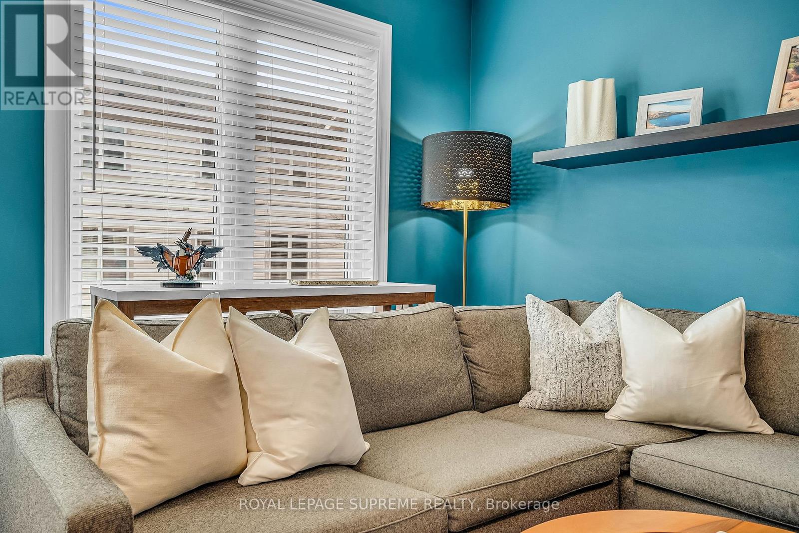 19 Seed House Lane, Halton Hills, Ontario  L7G 6K2 - Photo 9 - W12879592