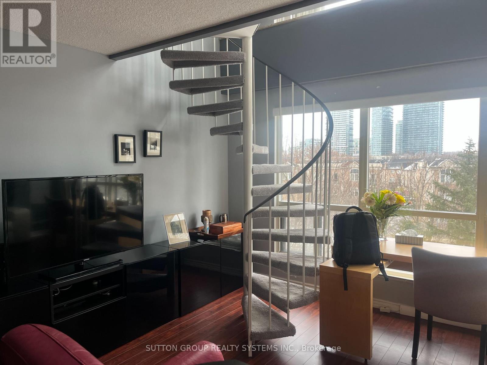 505 - 2269 Lake Shore Boulevard W, Toronto (Mimico), Ontario  M8V 3X6 - Photo 6 - W12879626