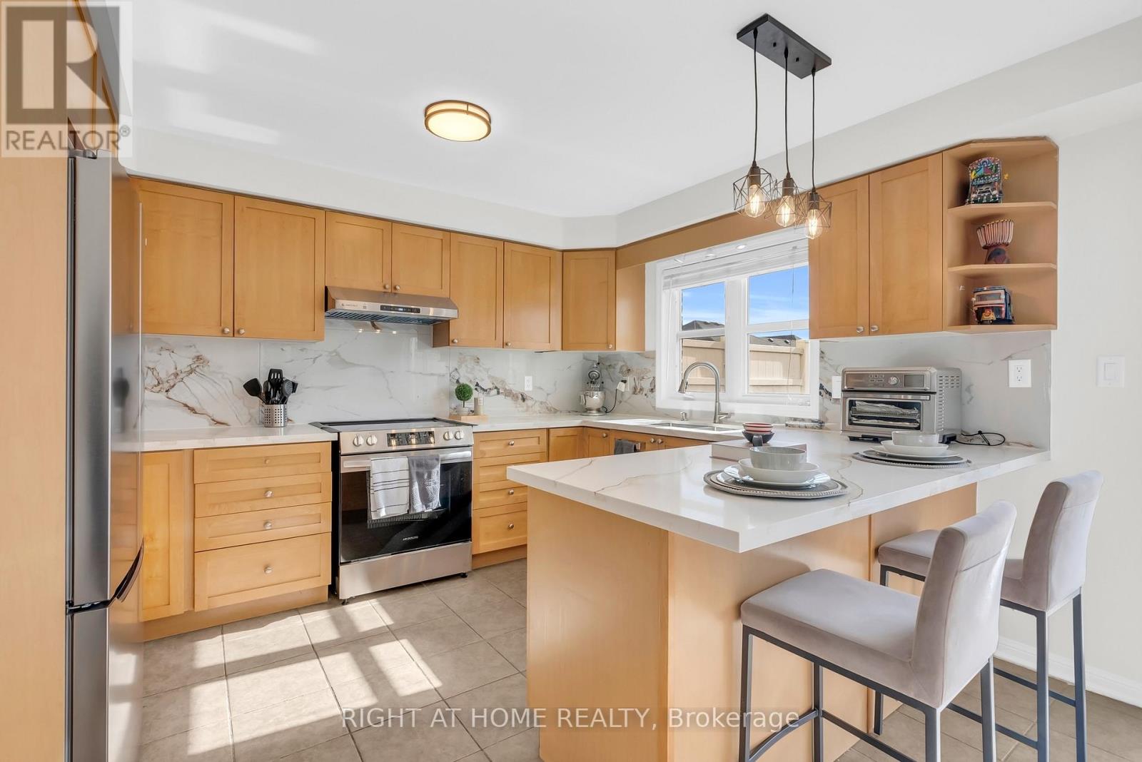 656 Scott Boulevard, Milton, Ontario  L9T 0P3 - Photo 18 - W12879630