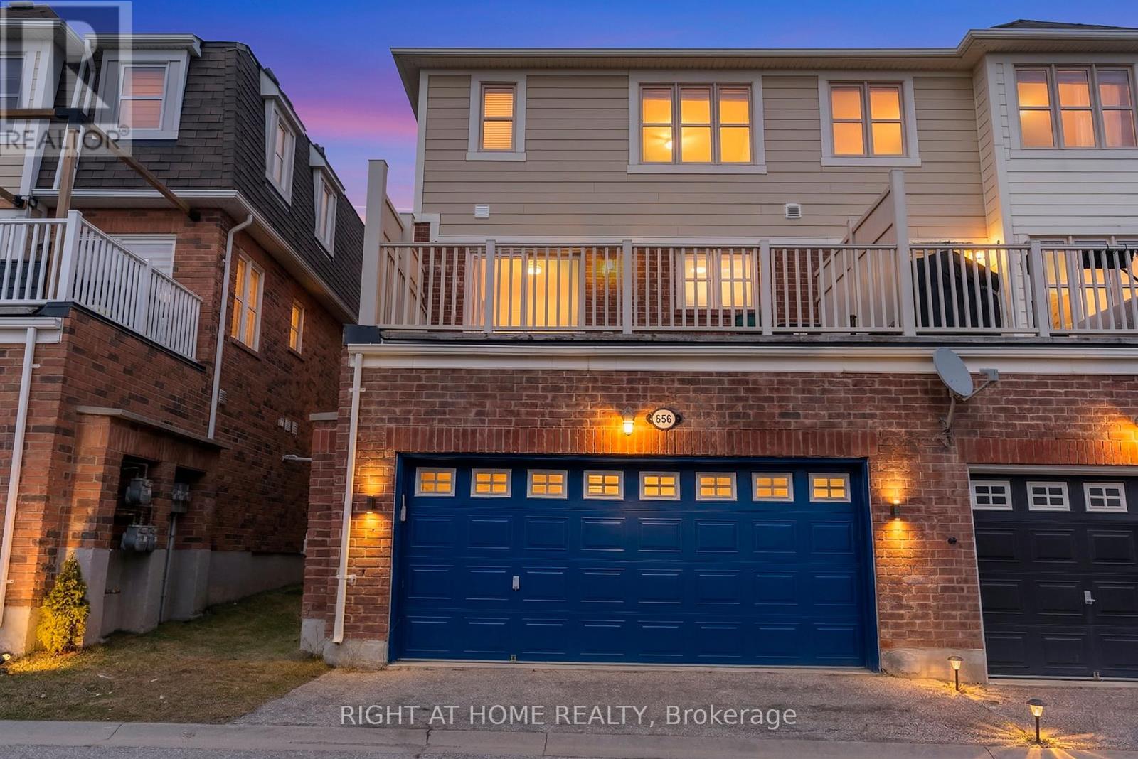 656 Scott Boulevard, Milton, Ontario  L9T 0P3 - Photo 2 - W12879630