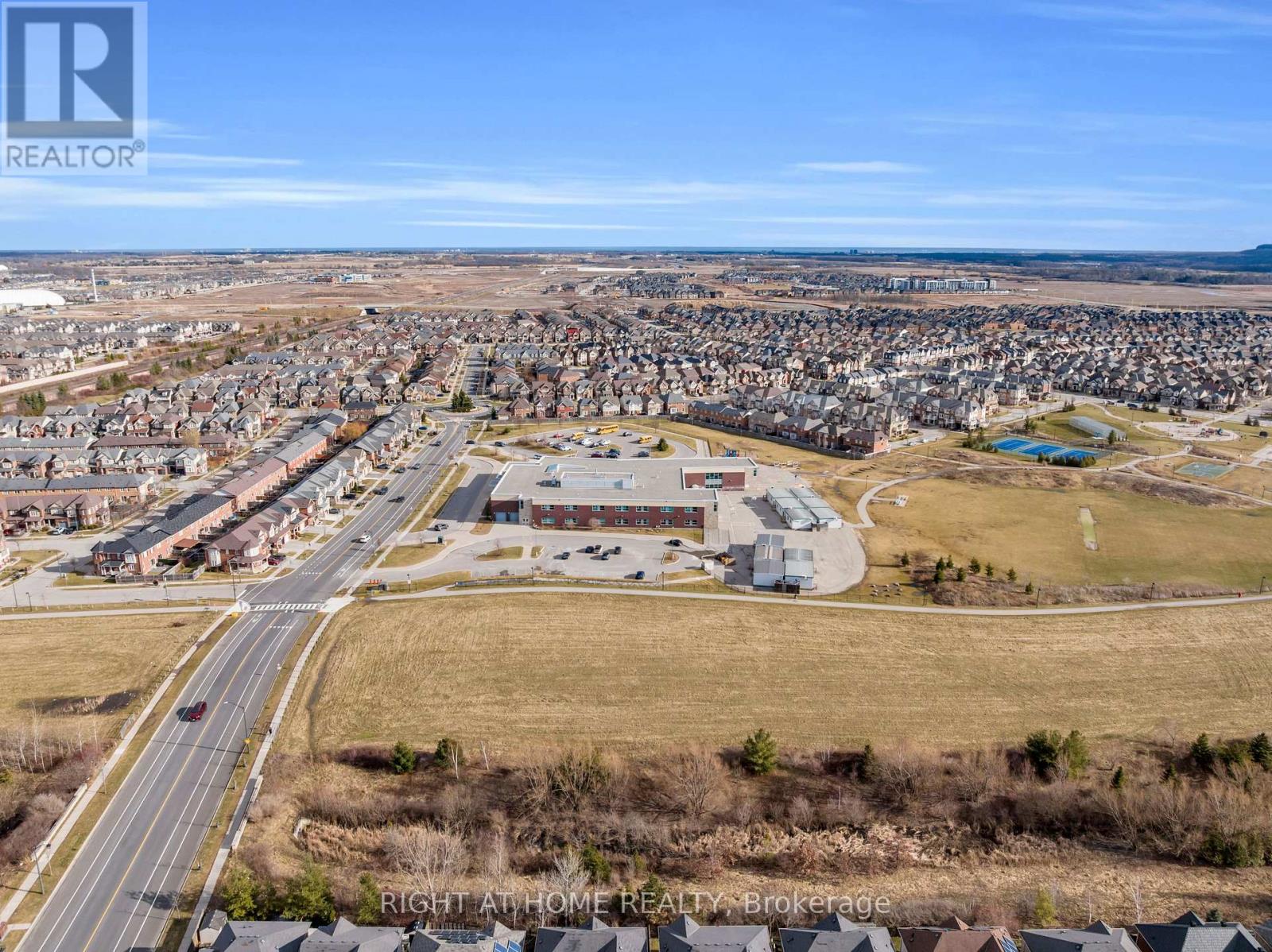 656 Scott Boulevard, Milton, Ontario  L9T 0P3 - Photo 46 - W12879630