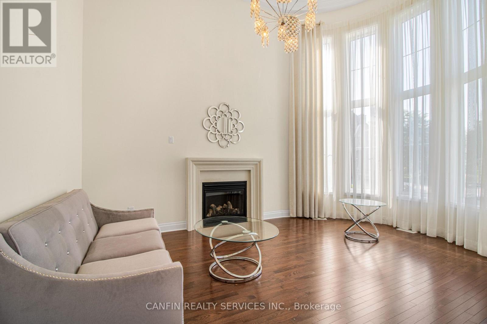 10 Calstock Place, Brampton, Ontario  L6X 0X3 - Photo 9 - W12879646