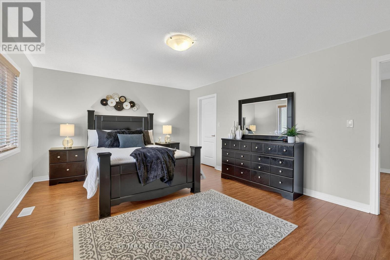 10 Porter Drive, Orangeville, Ontario  L9W 6Z4 - Photo 20 - W12879654