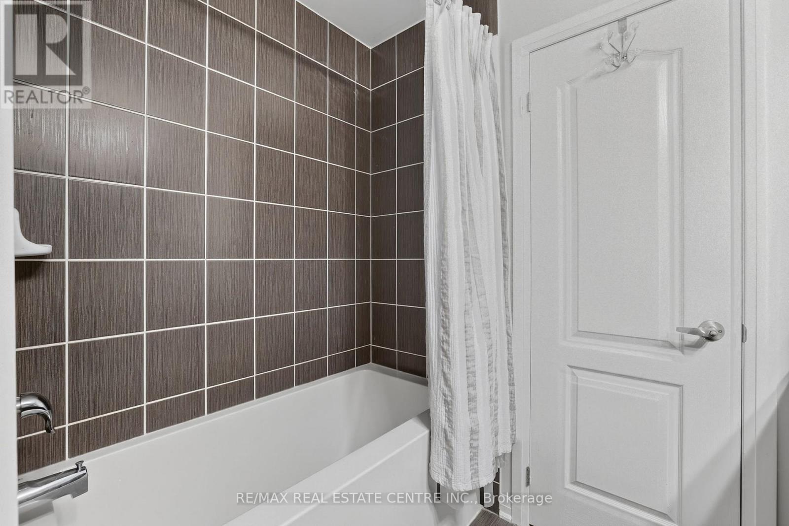 10 Porter Drive, Orangeville, Ontario  L9W 6Z4 - Photo 30 - W12879654