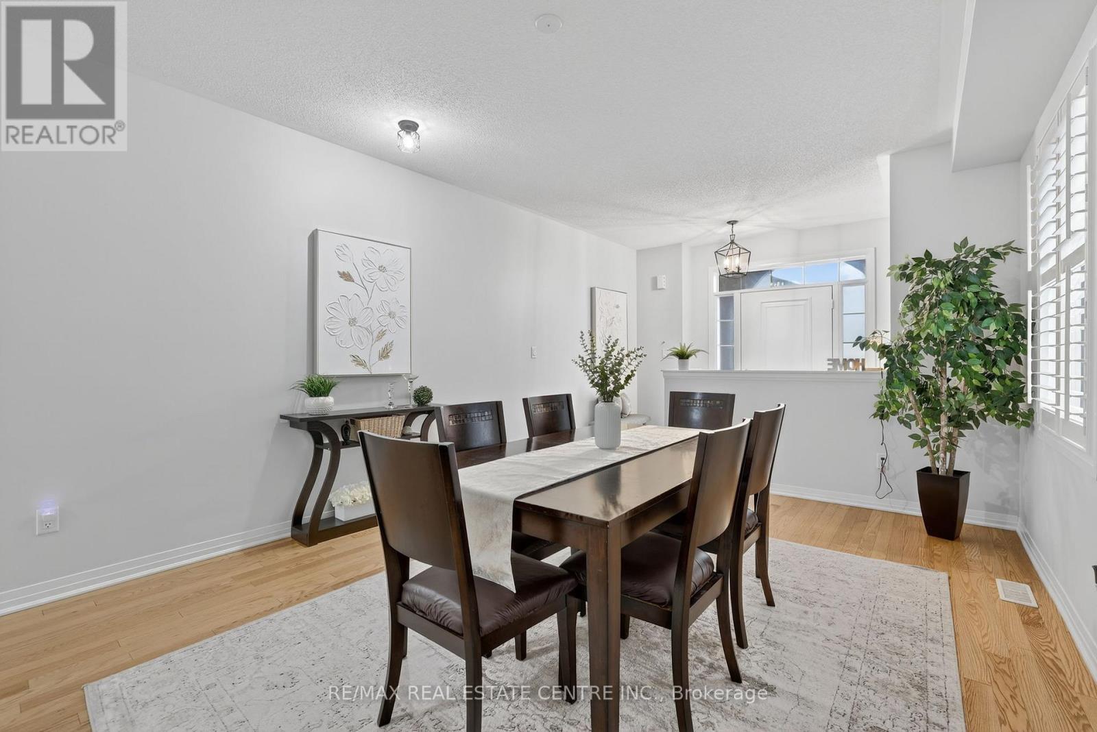 10 Porter Drive, Orangeville, Ontario  L9W 6Z4 - Photo 7 - W12879654