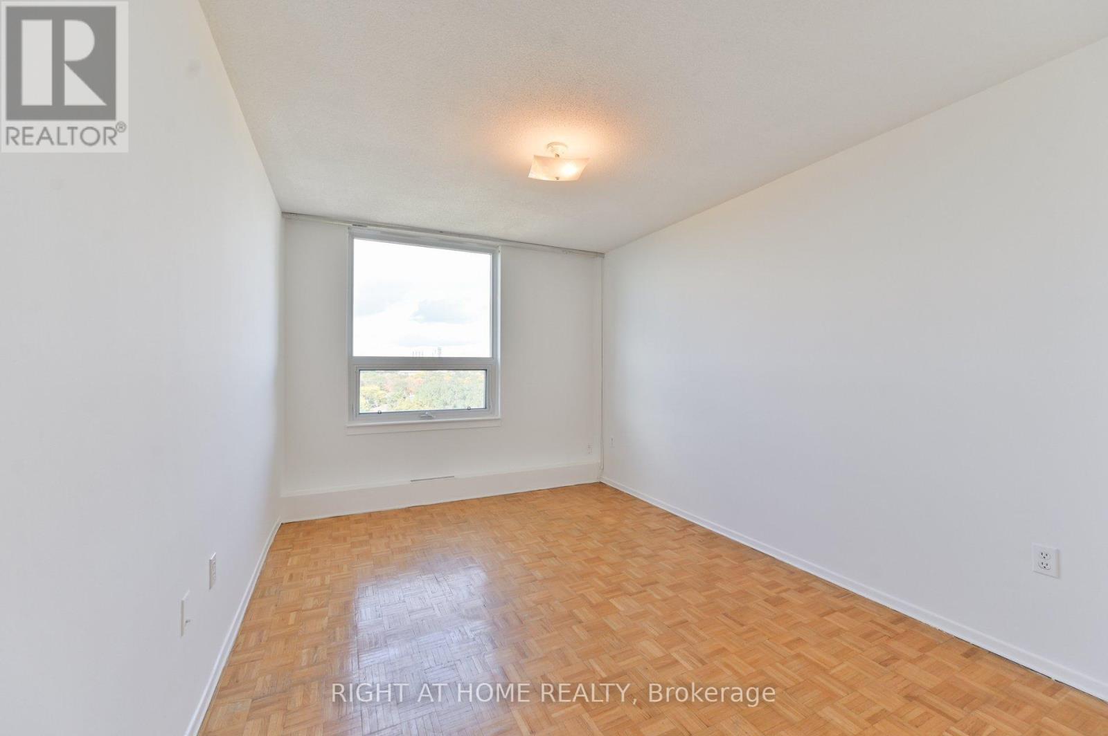 1212 - 15 La Rose Avenue, Toronto, Ontario  M9P 1A7 - Photo 24 - W12879802