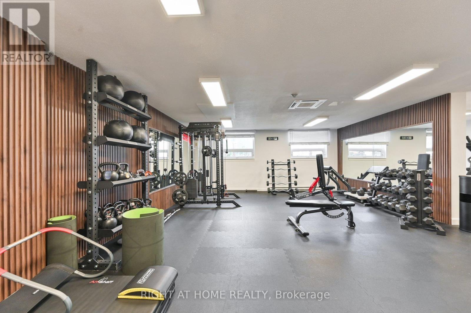 1212 - 15 La Rose Avenue, Toronto, Ontario  M9P 1A7 - Photo 34 - W12879802