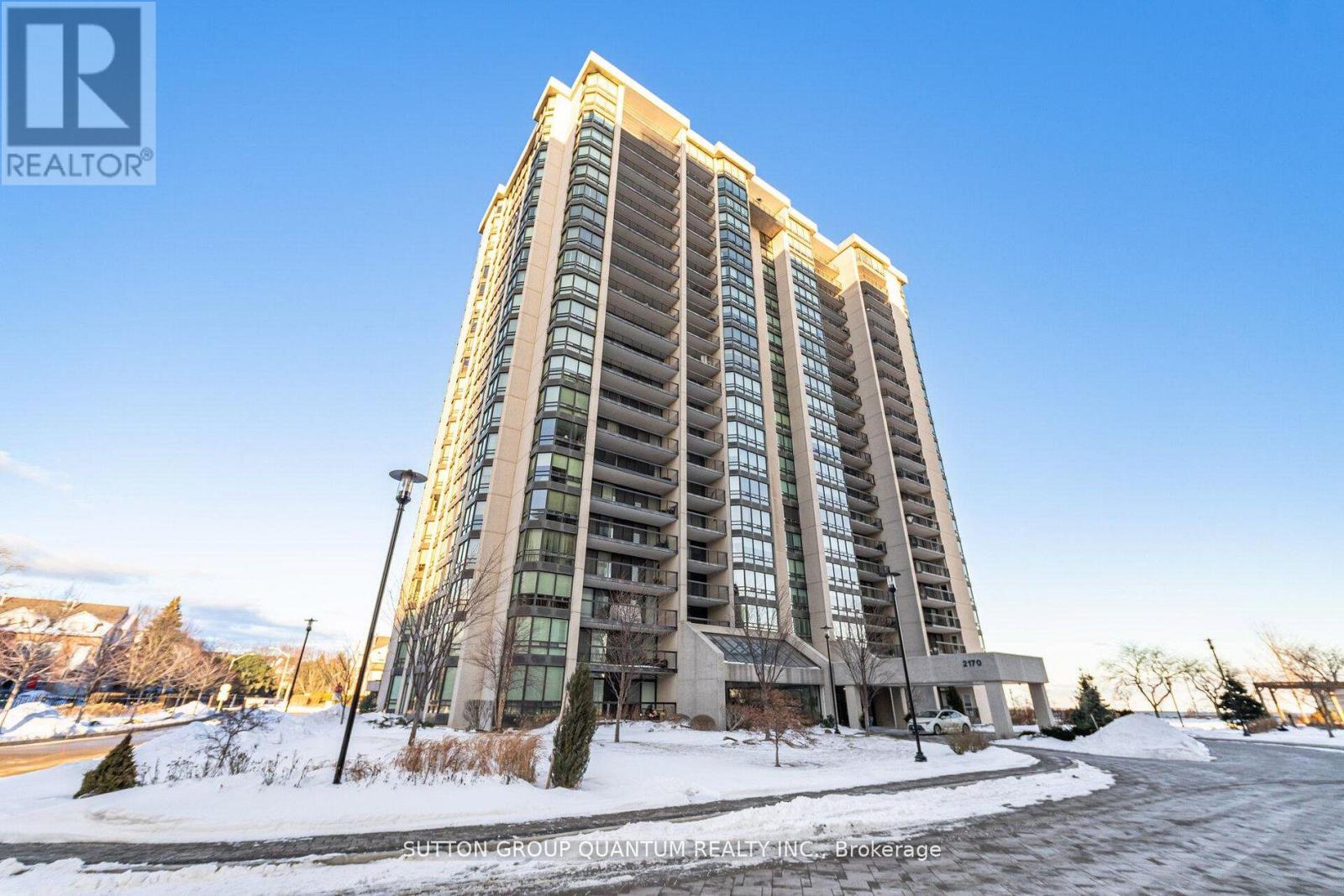 1904 - 2170 Marine Drive, Oakville, Ontario  L6L 5V1 - Photo 1 - W12879804