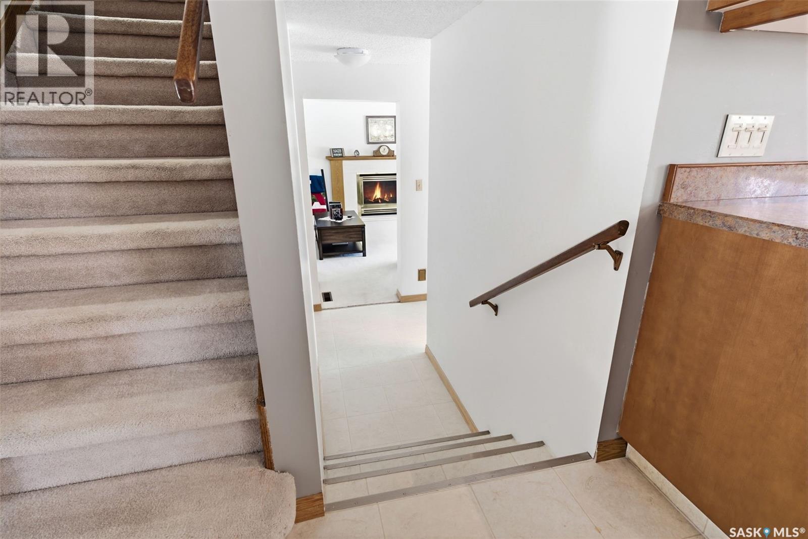 78 Edenwold Crescent, Regina, Saskatchewan  S4R 8A3 - Photo 12 - SK030358