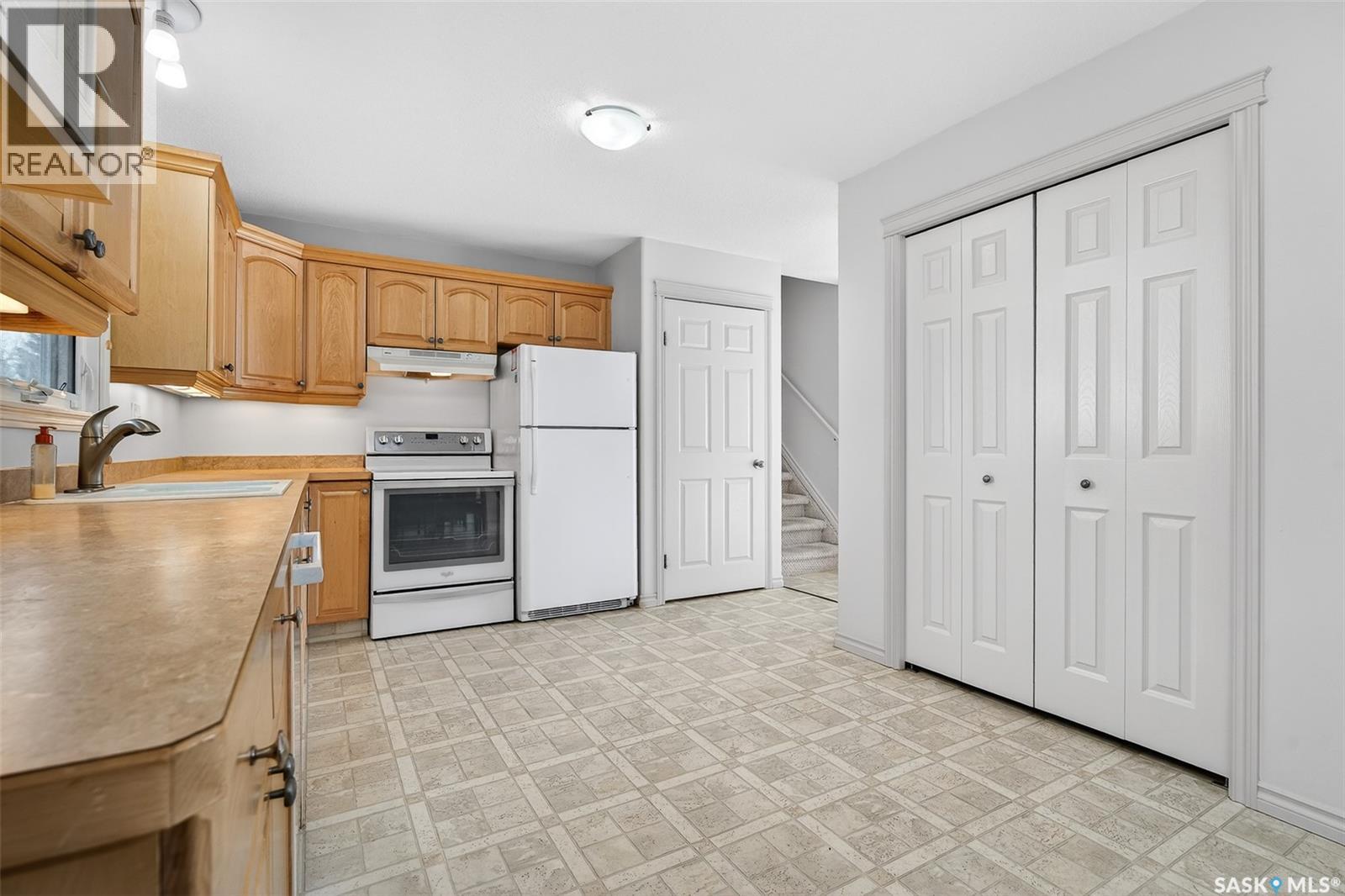 1043 Corman Crescent, Moose Jaw, Saskatchewan  S6H 6V5 - Photo 12 - SK030312